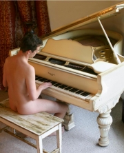 piano-copy_800pix